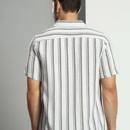 CHIMPAAANZEE Men Opaque Striped Casual Shirt image 5