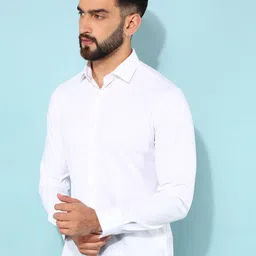 Crimsoune Club Men Classic Slim Fit Opaque Casual Shirt image 5