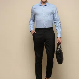 INVICTUS Standard Printed Cotton Spread Collar Slim Fit Opaque Formal Shirt image 3