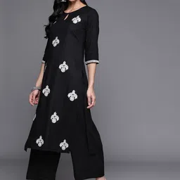 Libas Women Black Floral Embroidered Regular Kurta with Palazzos & With Dupatta image 4