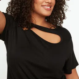 Trendyol Plus Size Black Solid Regular Top With Cut Out Detailing image 2
