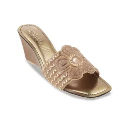 Catwalk Women Open Toe Flats-picture-26