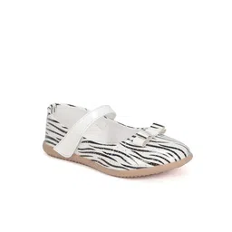 Lil Lollipop Girls Abstract Printed Ballerinas With Bows & Velcro Closure-picture-19