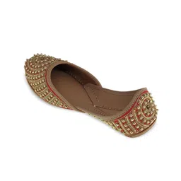 Fulkari Women Red Embellished Ethnic Mojaris Flats image 3