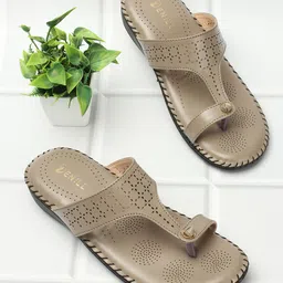 Denill Textured One Toe Flats image 5