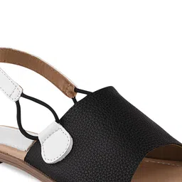 DIVASTRI Women Ethnic Open Toe Flats image 2