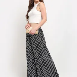 GRACIT Women Black & White Geometric Block Printed Palazzos image 5