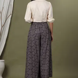 Juniper Ethnic Motifs Printed Flared Palazzos image 3