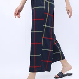 Vishudh Women Navy Blue & Red Ethnic Motifs Printed Palazzos image 5