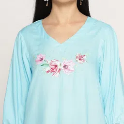 LetsDressUp Floral Printed V-Neck Puff Sleeves High-Low Top image 3