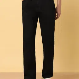 Wrangler Men Clean Look Stretchable Jeans image 2