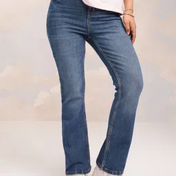 Tokyo Talkies Women Flared Low Distress Light Fade Stretchable Jeans-picture-18