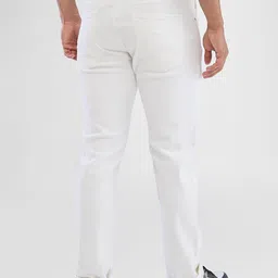 SPYKAR Men Mid-Rise Clean Look No Fade Stretchable Jeans image 3