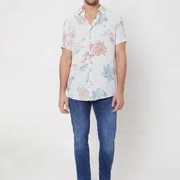 Mufti Men Slim Fit Mid-Rise Light Fade Clean Look Stretchable Jeans image 4