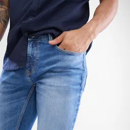 SPYKAR Men Slim Fit Low-Rise Heavy Fade Clean Look Stretchable Jeans image 5