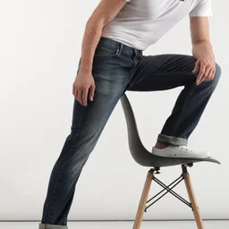 Lee Men Rodeo Clean Look Light Fade Stretchable Jeans image 2