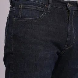 Lee Men Rodeo Straight Fit Clean Look Stretchable Jeans image 5