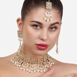 Zaveri Pearls Gold-Plated White Kundan-Studded & Beaded Jewellery Set-picture-18