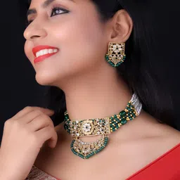 PANASH Gold-Plated Kundan Studded & Pearl Beaded Jewellery Set-picture-12
