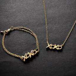 MINUTIAE Women Gold Toned Xoxo Emoji Pendant Bracelet-picture-11