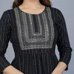 CTMTEX Women Yoke Design Thread Work Anarkali Kurta image 4