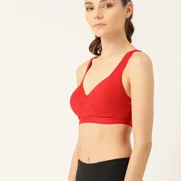 Lady Lyka Pack Of 2 Solid Non-Wired Lightly Padded Workout Bra PROVOGUE-PCH-RED-Multi image 5