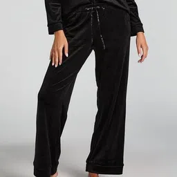 hunkemoller Velvet pyjama pants image 1