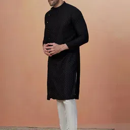 Manyavar Men Floral Embroidered Kurta with Pyjamas image 5