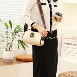 Diva Dale Colourblocked PU Structured Sling Bag with Tasselled image 5