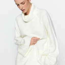 Trendyol Turtle Neck Longline Pullover-picture-36