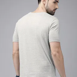 Roadster Men Grey Melange & Blue Printed Pure Cotton T-shirt image 5