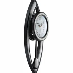 Attractionz Silver-Toned & Black Vintage Round Shaped Wall Clock image 4