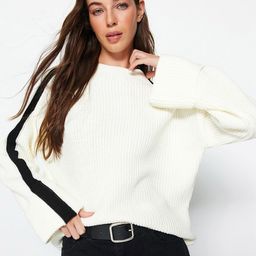 Trendyol Self Design Mock Collar Acrylic Pullover Sweater-picture-19