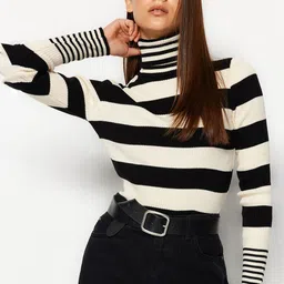 Trendyol Turtle Neck Long Sleeves Striped Pullover Sweater-picture-37