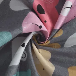 KLOTTHE Grey & Pink Printed 300 TC Double King Bedsheet With 2 Pillow Covers image 4