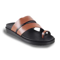Mochi Men Textured Leather Comfort Sandals-picture-13