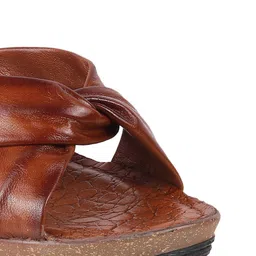 Catwalk Textured Leather Wedge Heels image 5