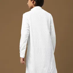 here&now x sanwara Sanwara Boys Chikankari Embroidered Mandarin Collar Pathani Kurta image 5