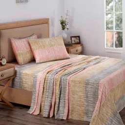 maspar Pink Assorted 200 TC Cotton King Bedsheet With 2 Pillow Covers,2 Bath Towels and Box image 2