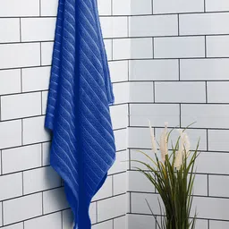 Welspun 2-In-1 Navy Blue Striped 250 GSM Pure Cotton Bath Towel-image-2