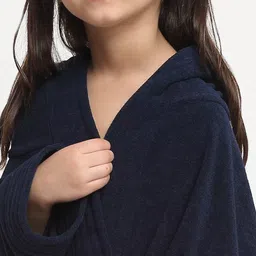 Creeva Melodious Kids Navy Blue Front Pocket Bath Robe image 3