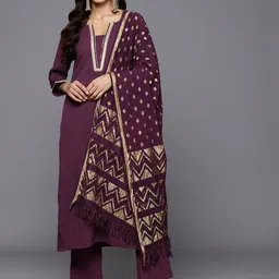 Varanga Women Regular Gotta Patti Silk Crepe Kurta With Trousers & Dupatta-picture-17