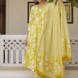 edm Women Floral Print Viscose Rayon Anarkali Kurta With Attached Dupatta image 1