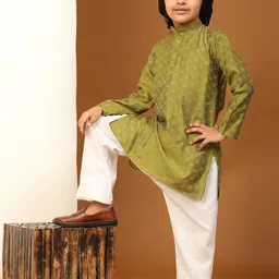 Pro-Ethic STYLE DEVELOPER Boys Ethnic Motif Printed Mandarin Collar Kurta with Pyjamas image 3