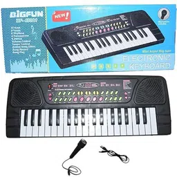beautykingdom “Black 37-Key Keyboard Toy with Microphone & Recording – Fun Learn & Play” image 1