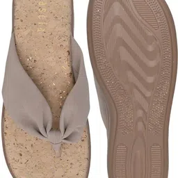 lascia Women Wedges Sandal image 4