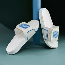 campus Men Slides image 1