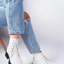 selfiee Boots For Women image 1