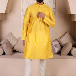 Lightpole Sequin Embellished Mandarin Collar Straight Kurta-picture-17