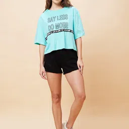 Globus Women Mid-Rise Distressed Frayed Hem Casual Pure Cotton Denim Shorts image 2